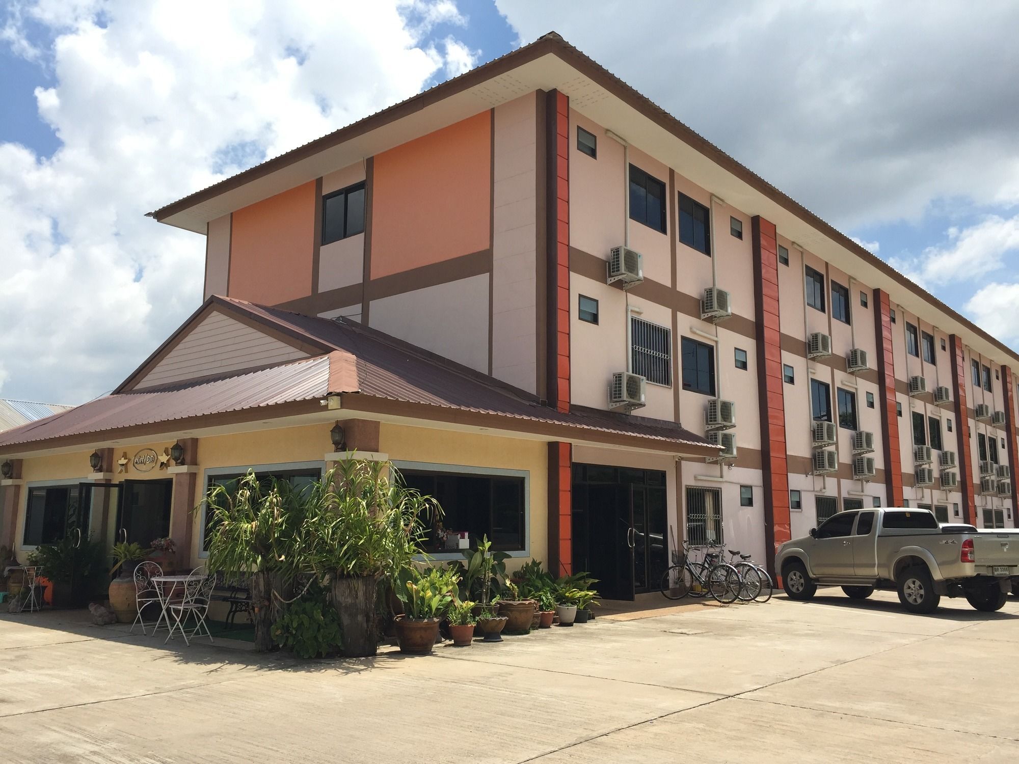 The Star Hotel Udon Thani Ngoại thất bức ảnh